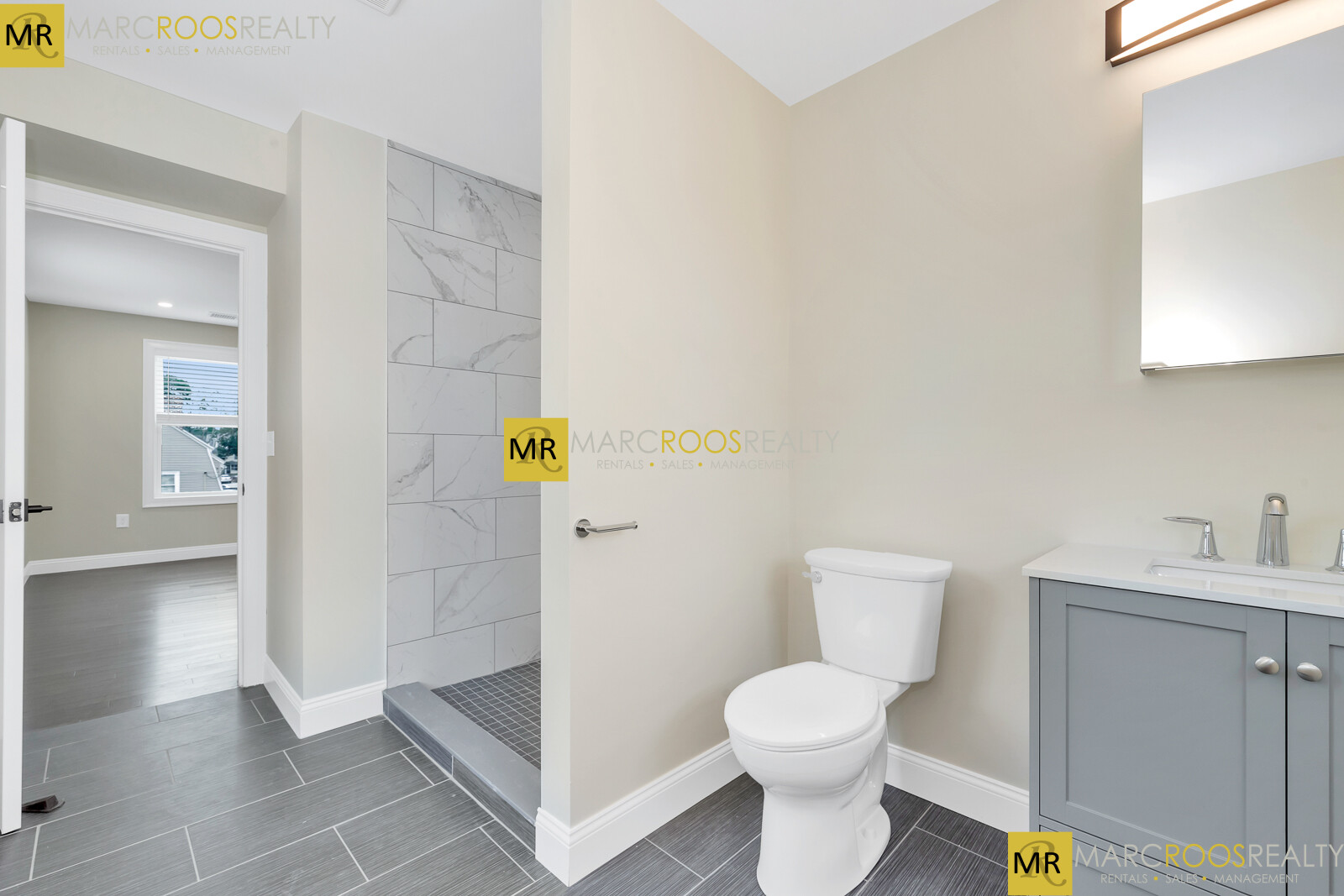 73 Lexington St, Waltham