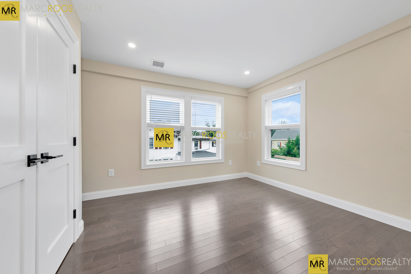 73 Lexington St, Waltham