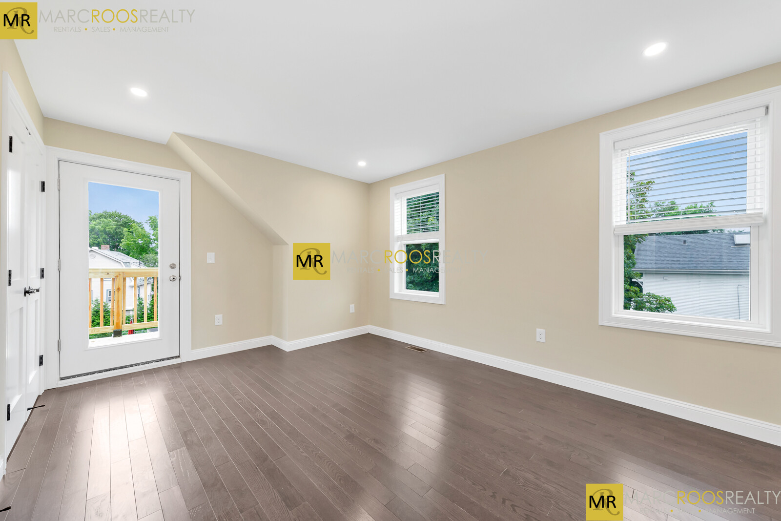 73 Lexington St, Waltham