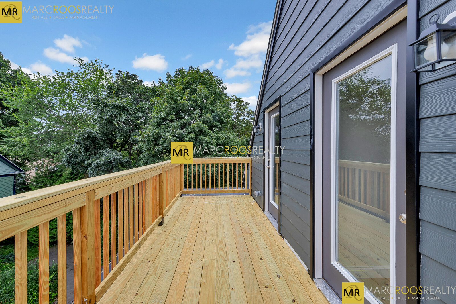 73 Lexington St, Waltham