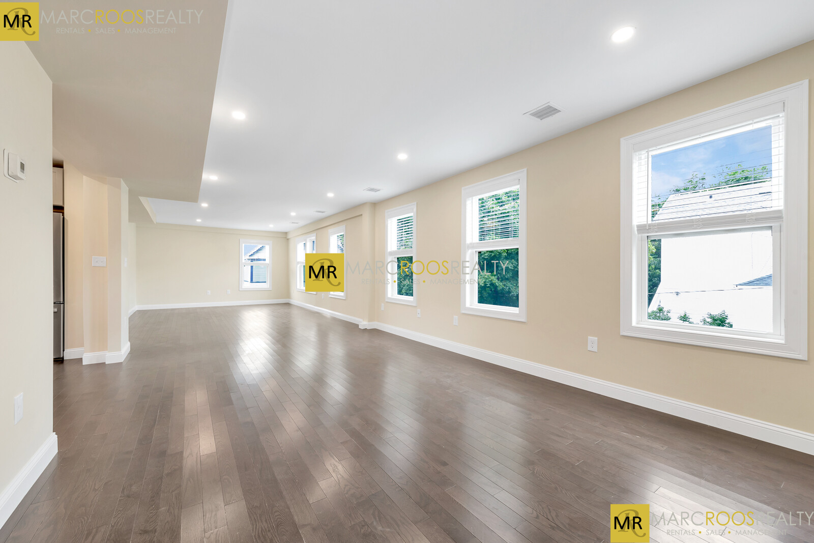 73 Lexington St, Waltham