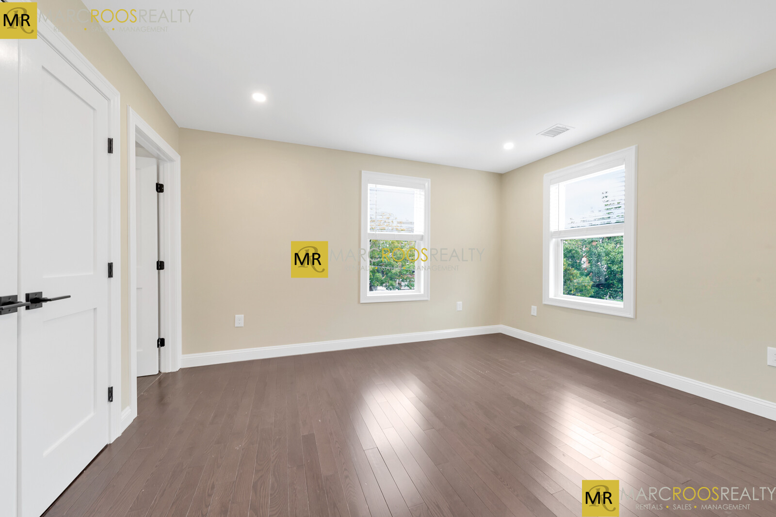 73 Lexington St, Waltham