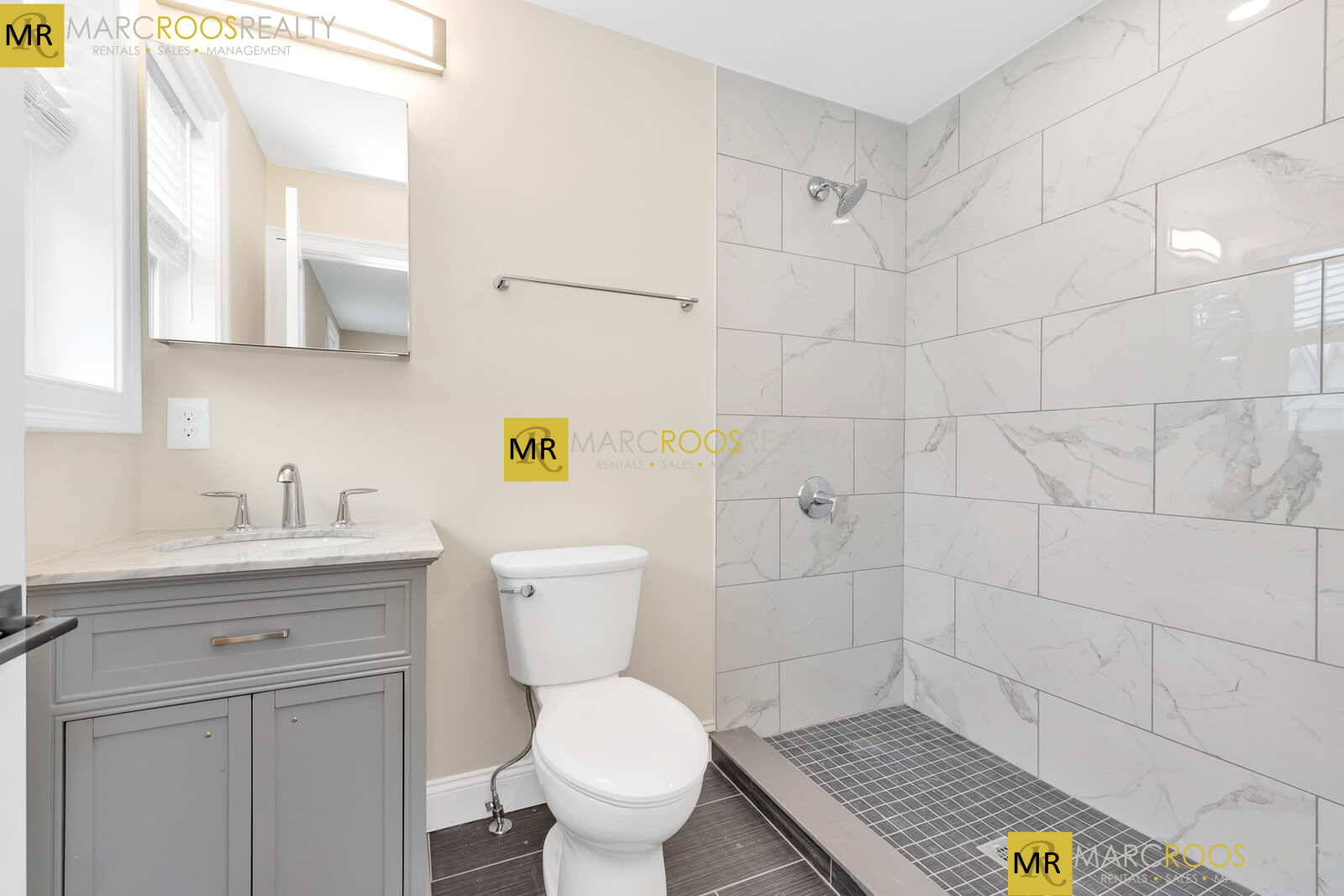 73 Lexington St, Waltham