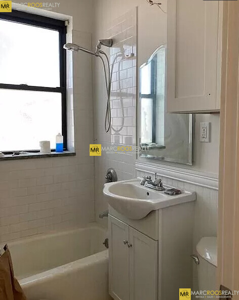 Photo 6 of 317 Summit Ave. Unit 9