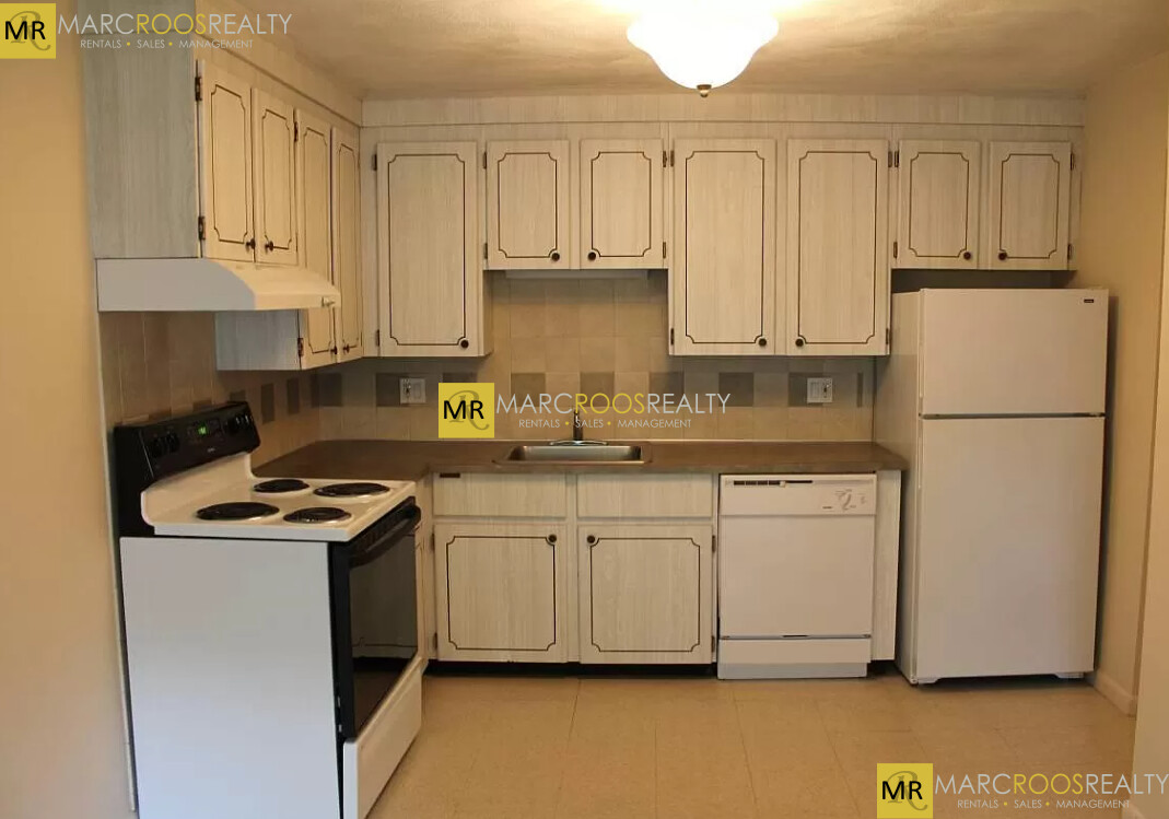 Photo 2 of Lexington St. Unit 31