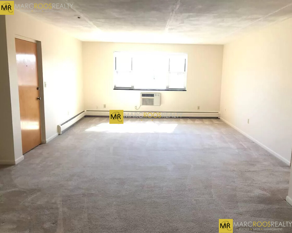 Photo 3 of Lexington St. Unit 31