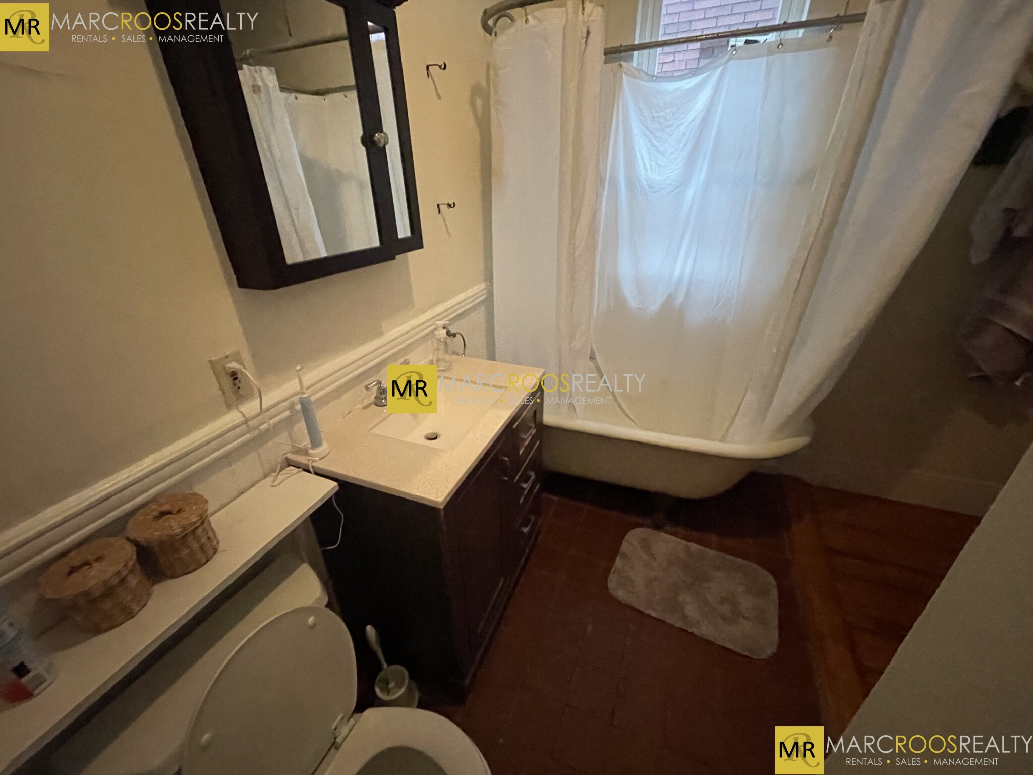 507 Green St, Riverside