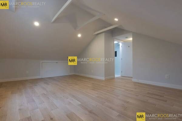 10 Belmont St, Newton Corner