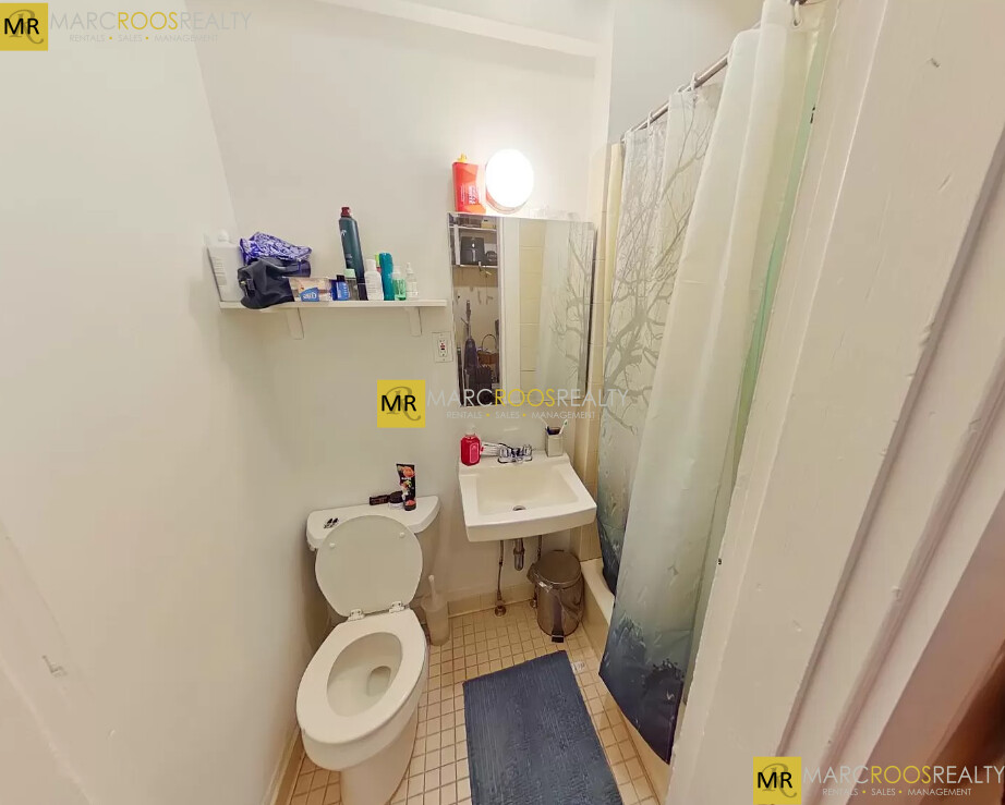 381 Commonwealth Ave, Back Bay