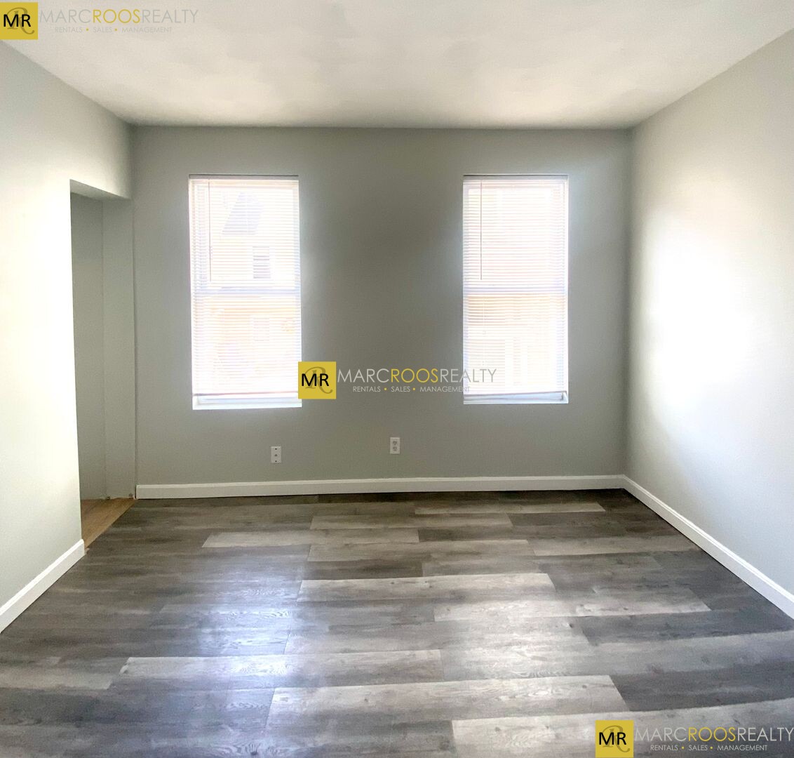 8 Cheever Ct, East Boston