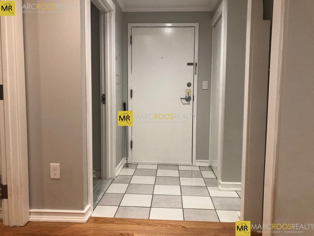 534 Commonwealth Ave, Fenway