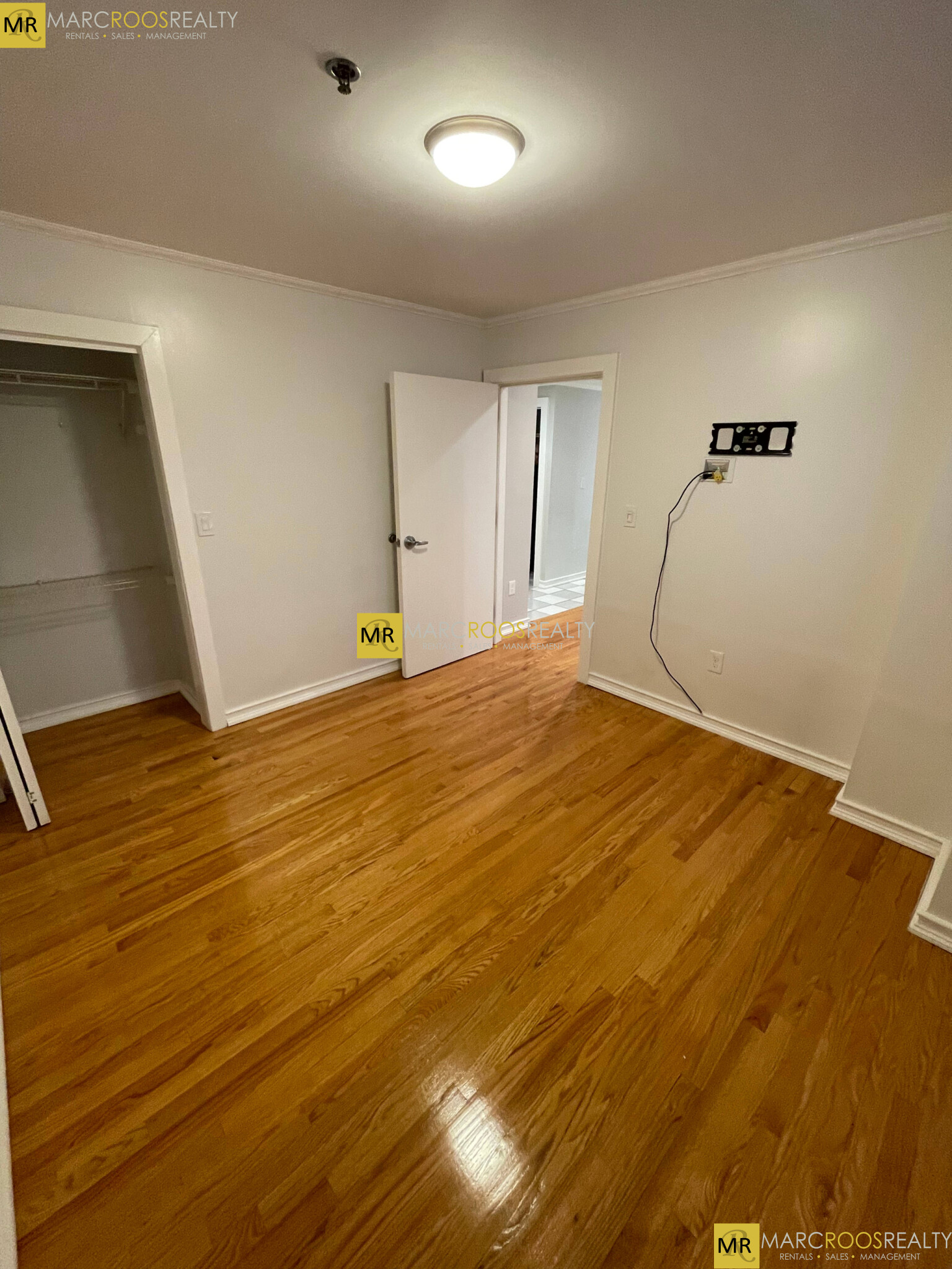 534 Commonwealth Ave, Fenway