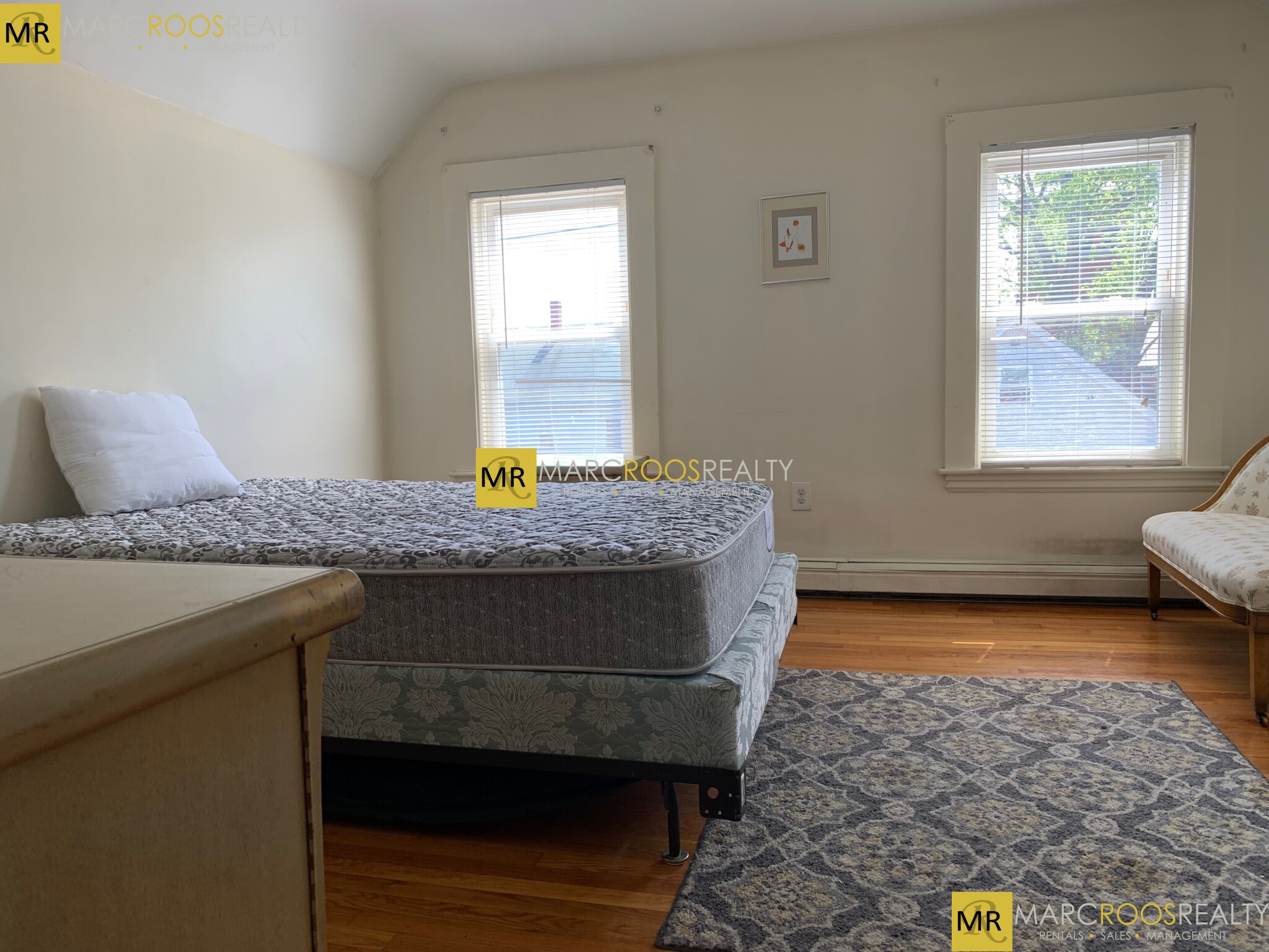 3 Everett Ave, East Somerville