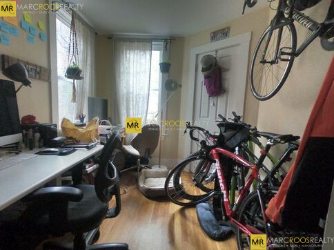 66 Middle St, South Boston