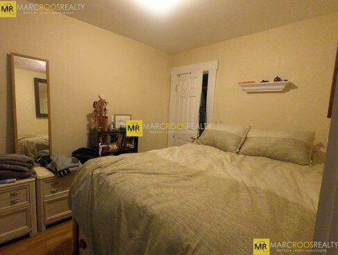 66 Middle St, South Boston