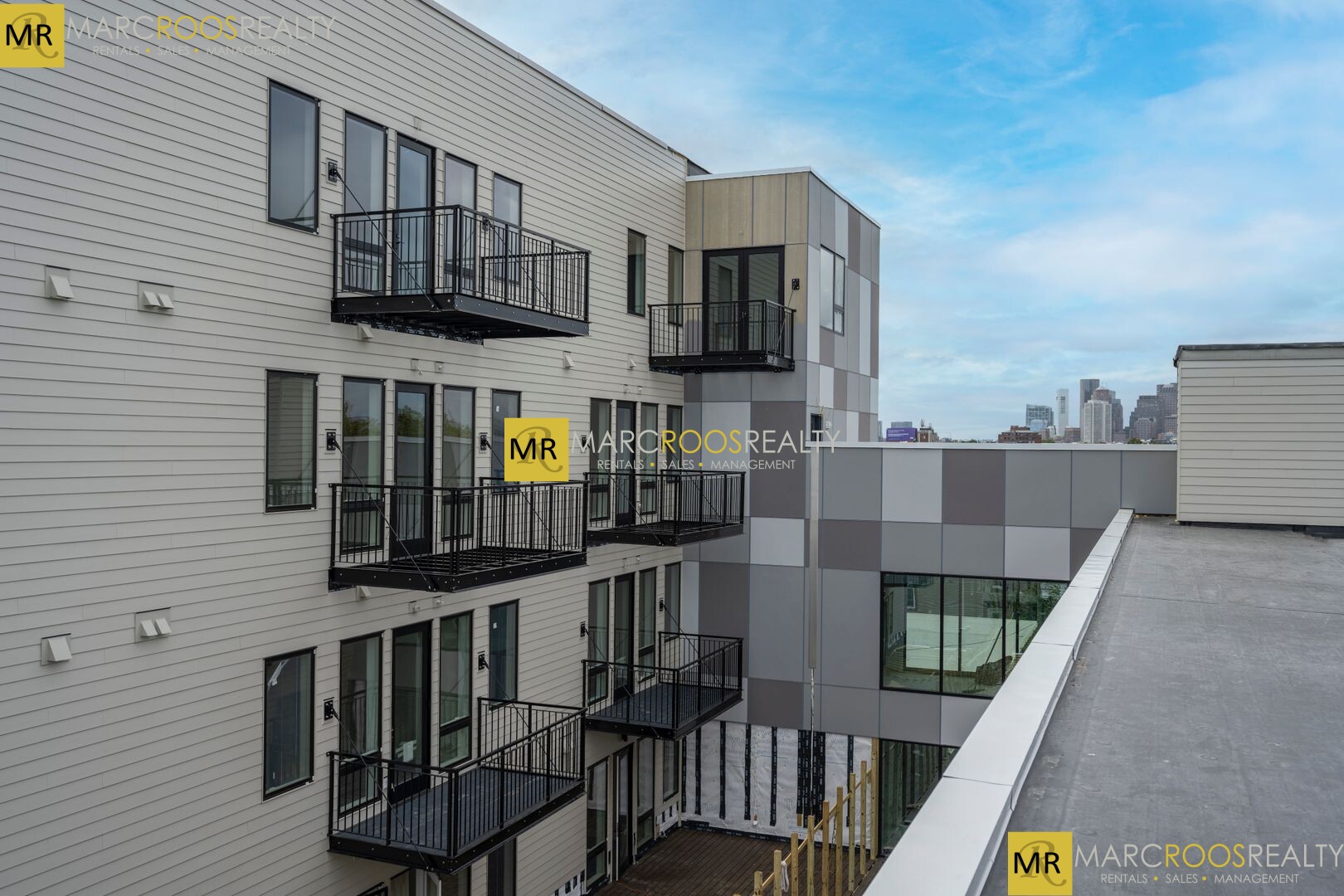 340 Bremen St, East Boston