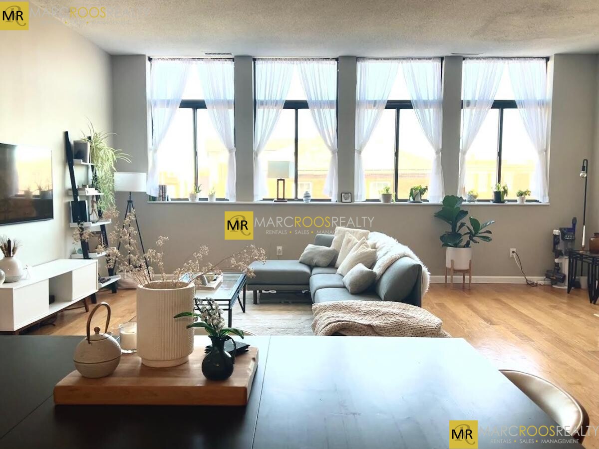 99 Gove St, East Boston