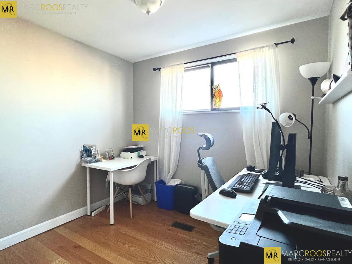 99 Gove St, East Boston