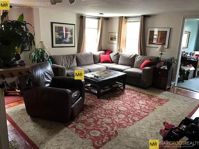 68 Greenough St, West Newton