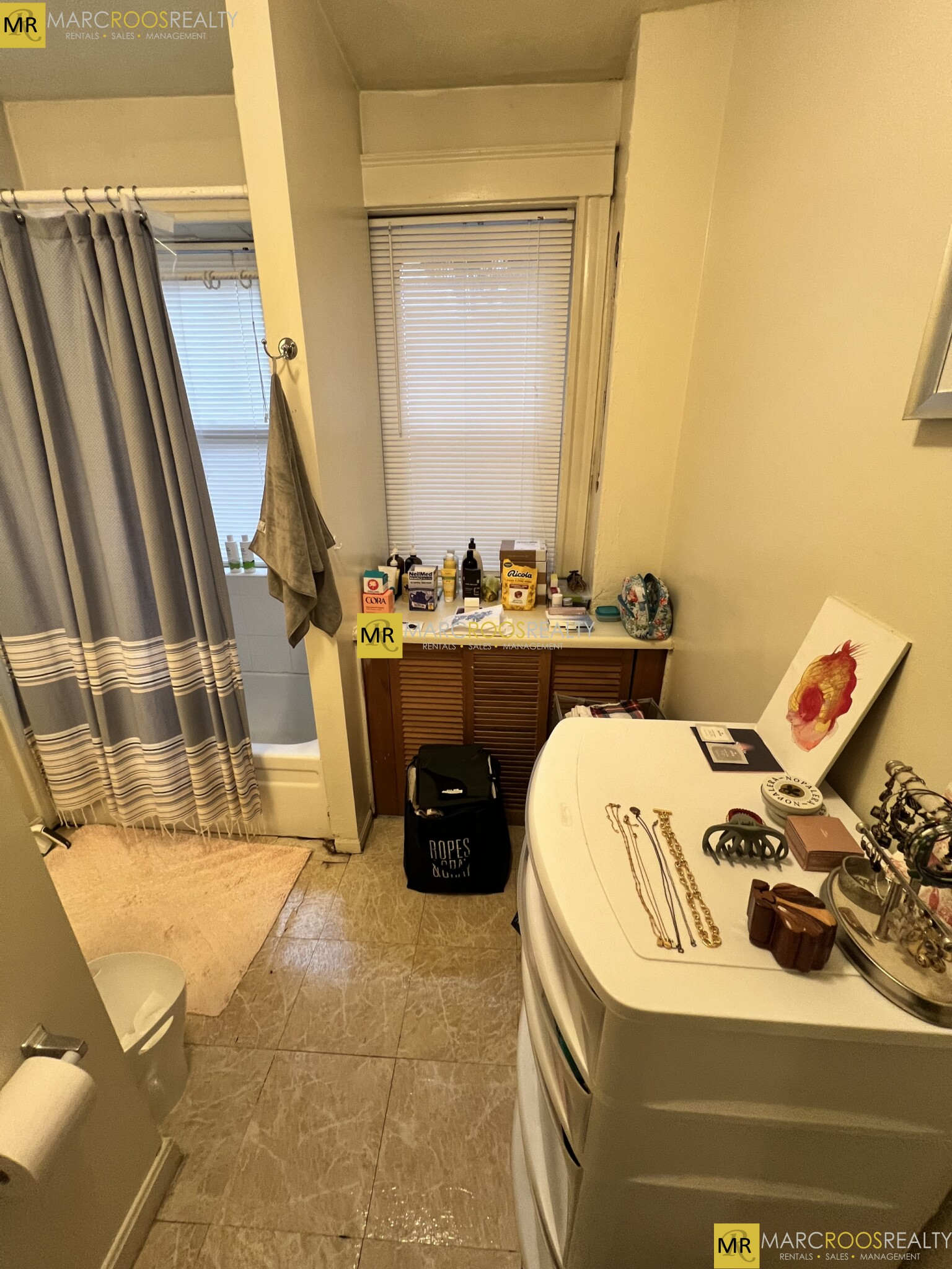 Photo 8 of Queensberry St. Unit 6