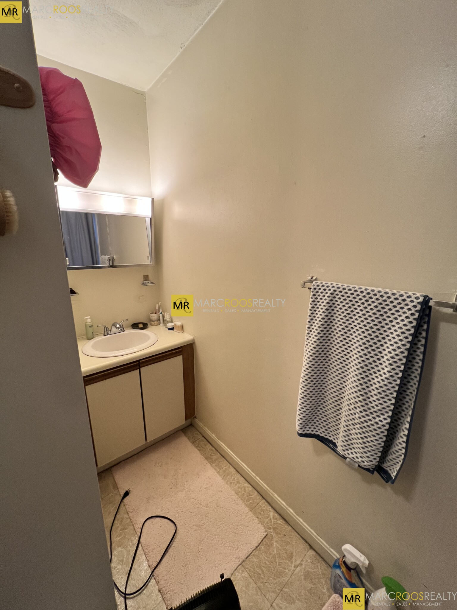 Photo 9 of Queensberry St. Unit 6