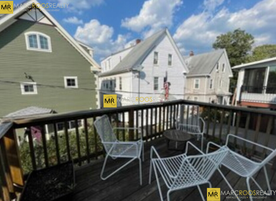 9 Windsor Rd, Spring Hill