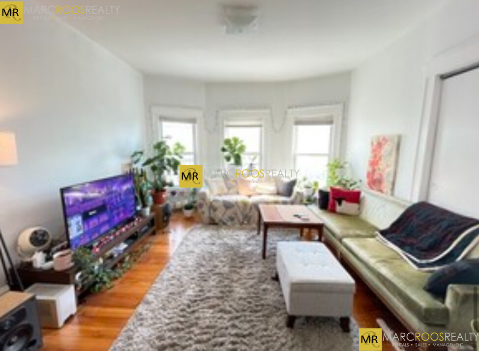 9 Windsor Rd, Spring Hill