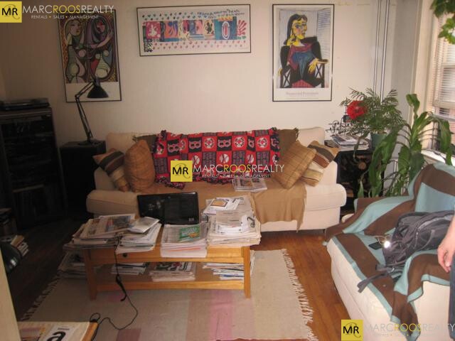 1949 Commonwealth Ave, Brighton