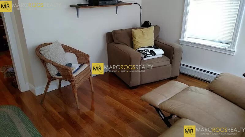 14 Leverett St, Boylston Street