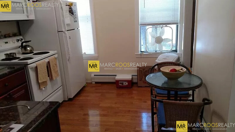 14 Leverett St, Boylston Street