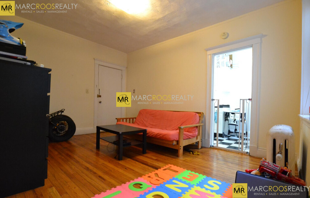 Photo 3 of 120 Brainerd Rd. Unit 6