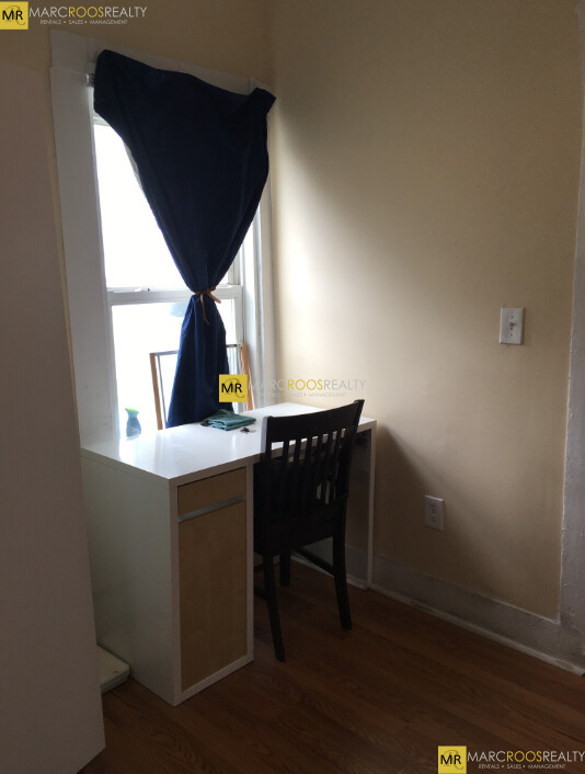 39 Adrian St, Ward Two