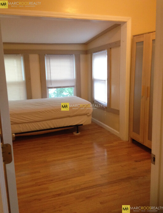 39 Adrian St, Ward Two