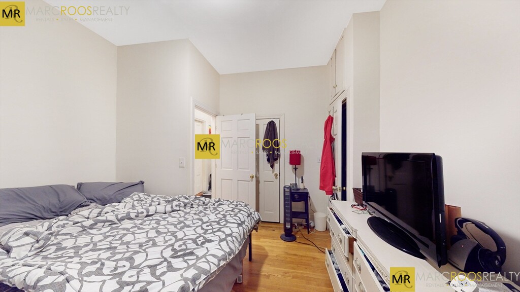 6 Brimmer St, Beacon Hill