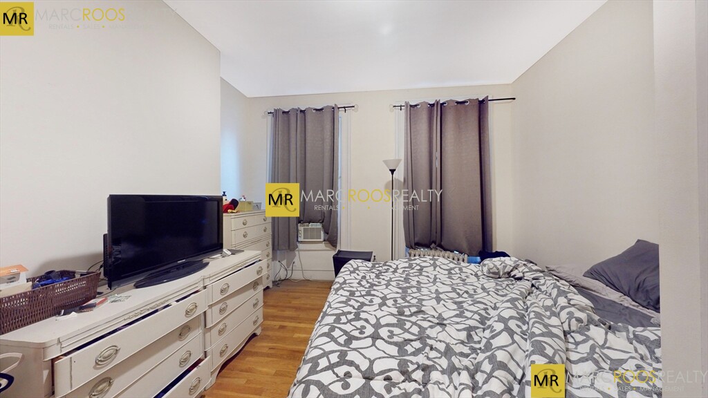 6 Brimmer St, Beacon Hill