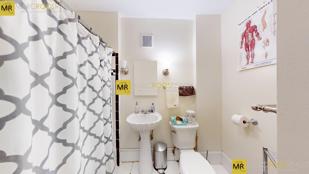 6 Brimmer St, Beacon Hill