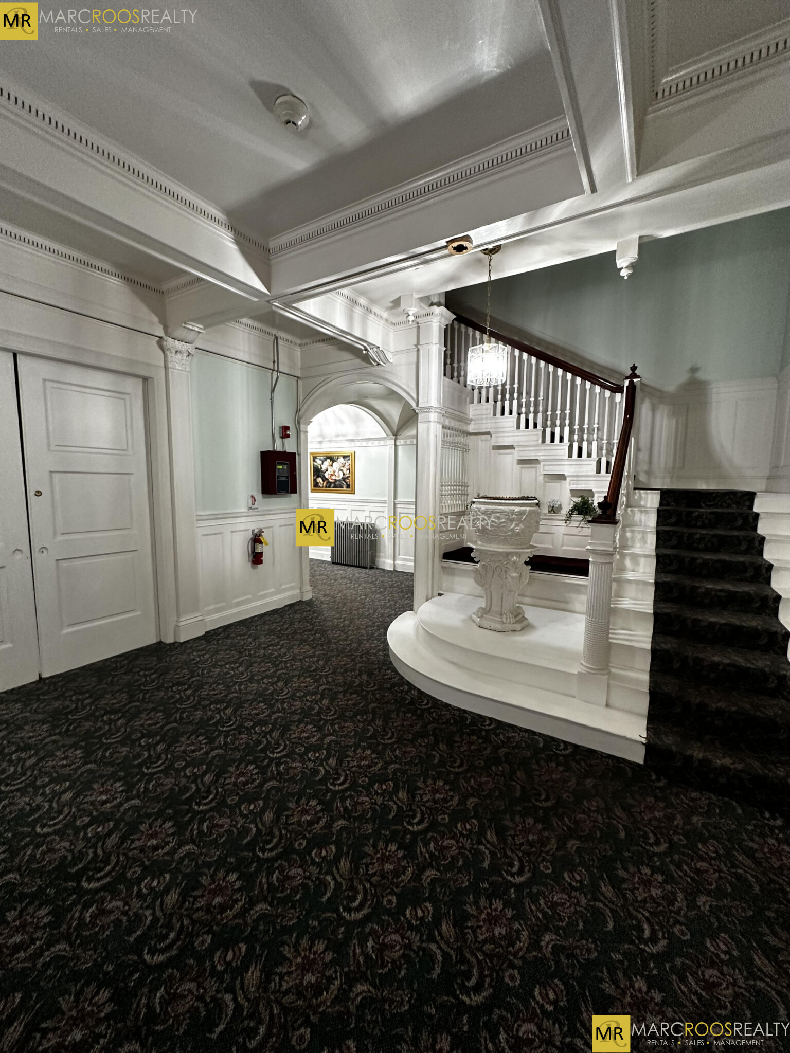 454 Beacon St, Back Bay