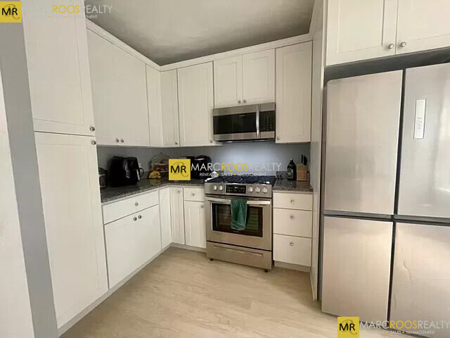 819 East 2nd St, South Boston