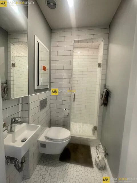 819 East 2nd St, South Boston