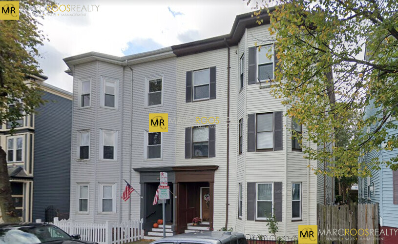 819 East 2nd St, South Boston