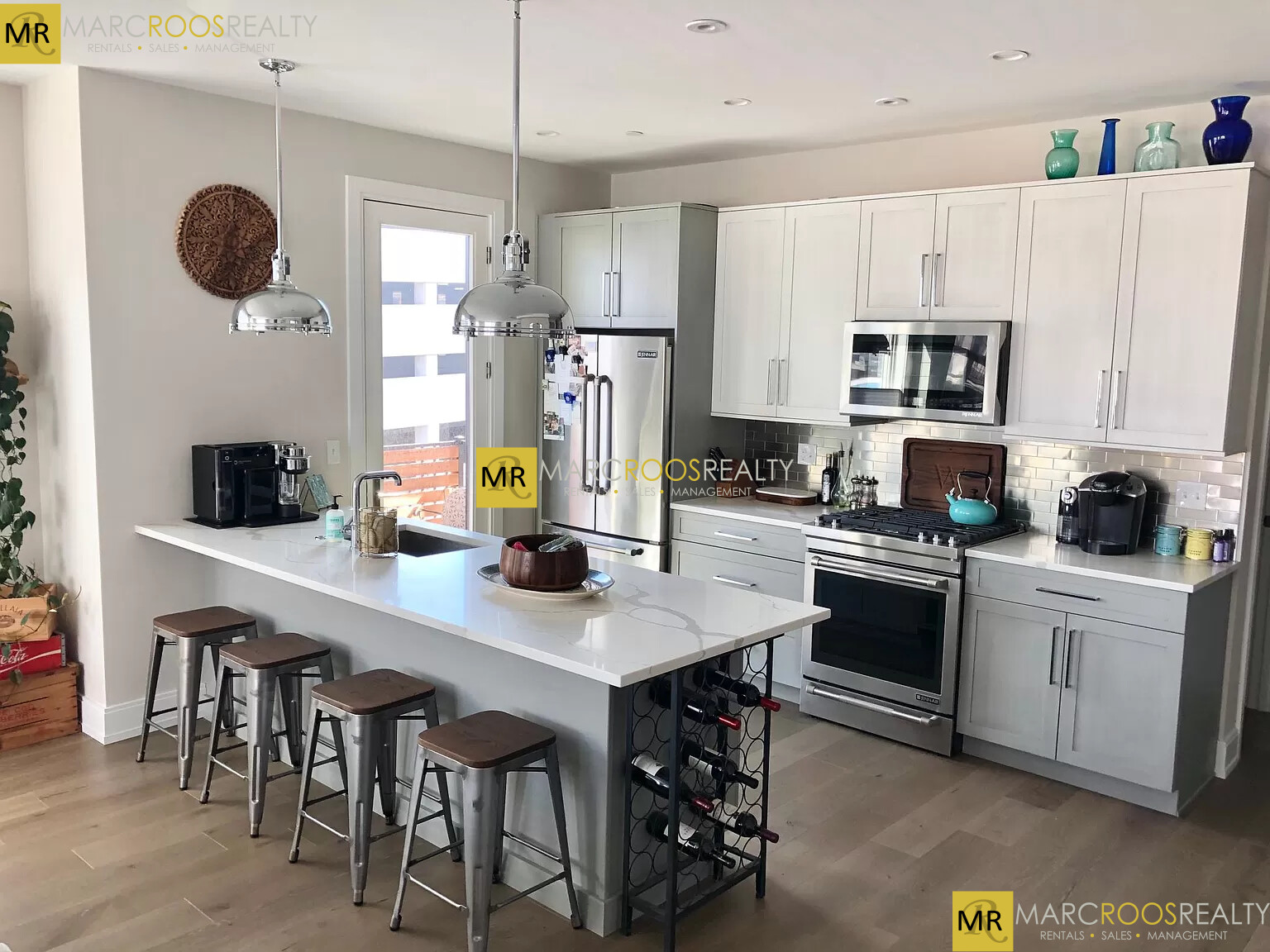 7 Baker Ct, Dorchester