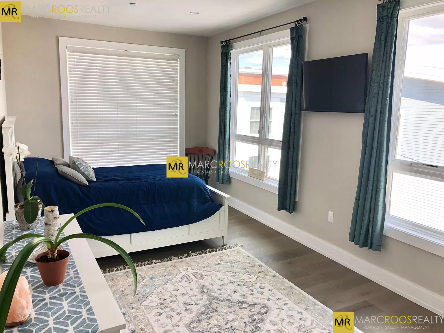 7 Baker Ct, Dorchester