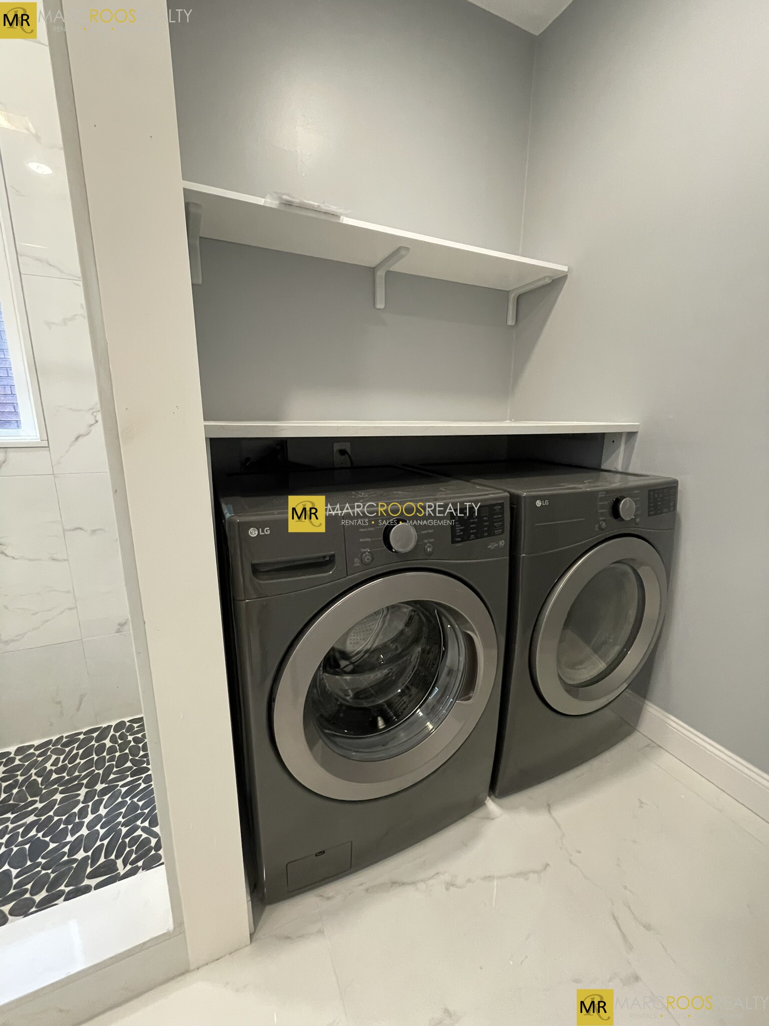 507 Green St, Riverside