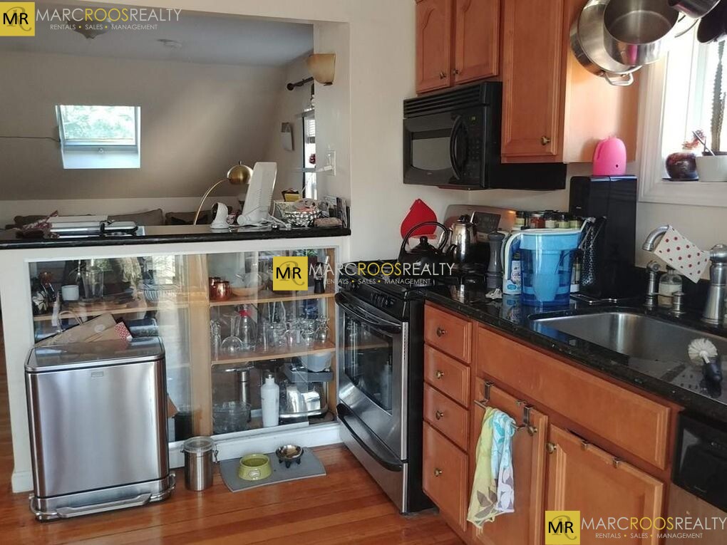 5 Clyde St, Powder House Square