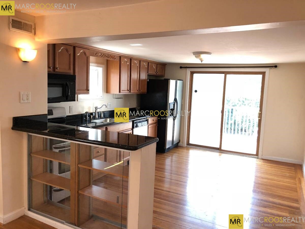 5 Clyde St, Powder House Square