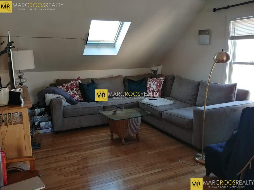 5 Clyde St, Powder House Square