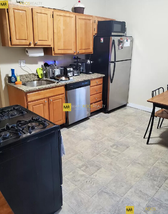 857 East 1st St, South Boston