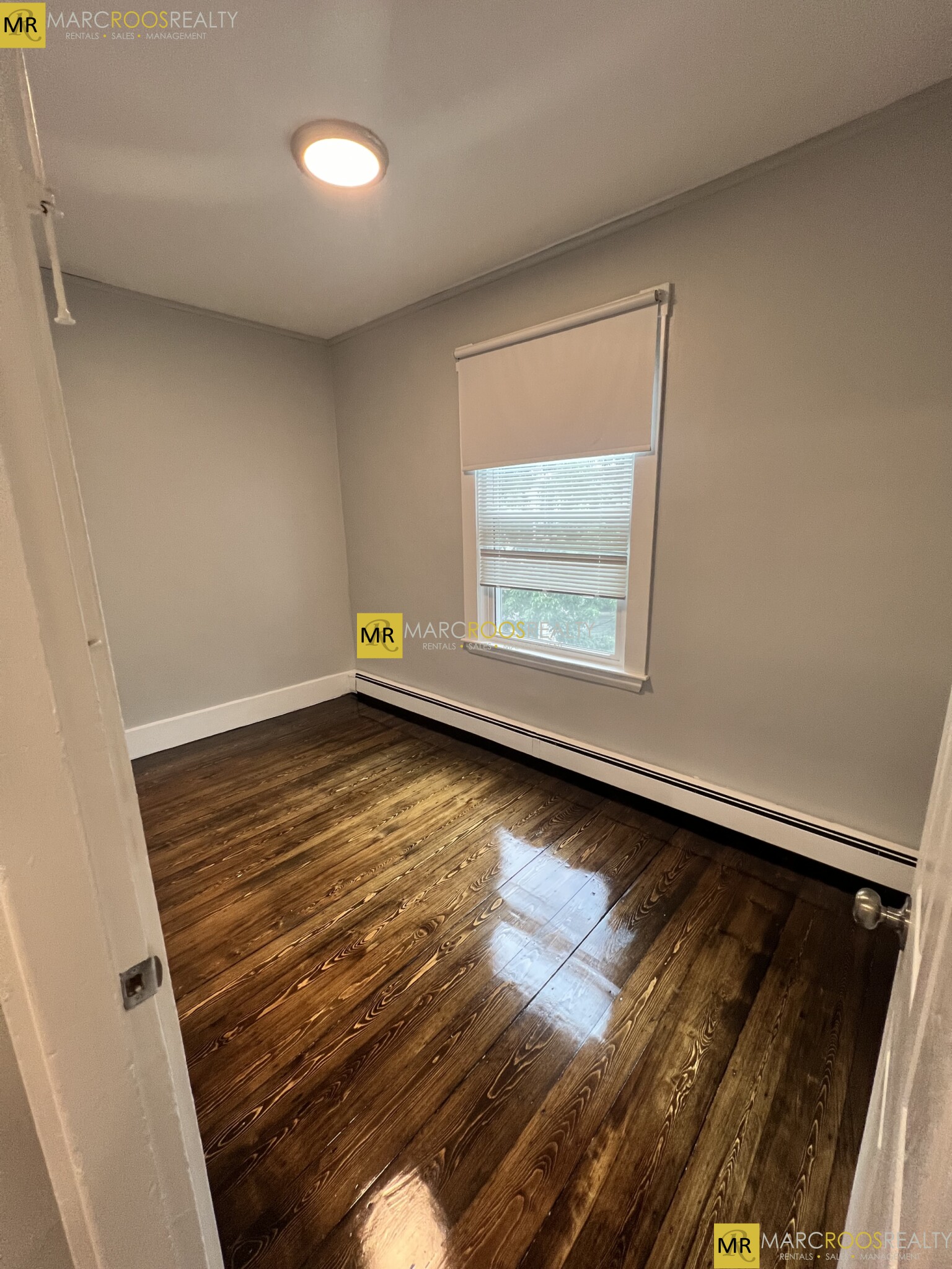 507 Green St, Riverside