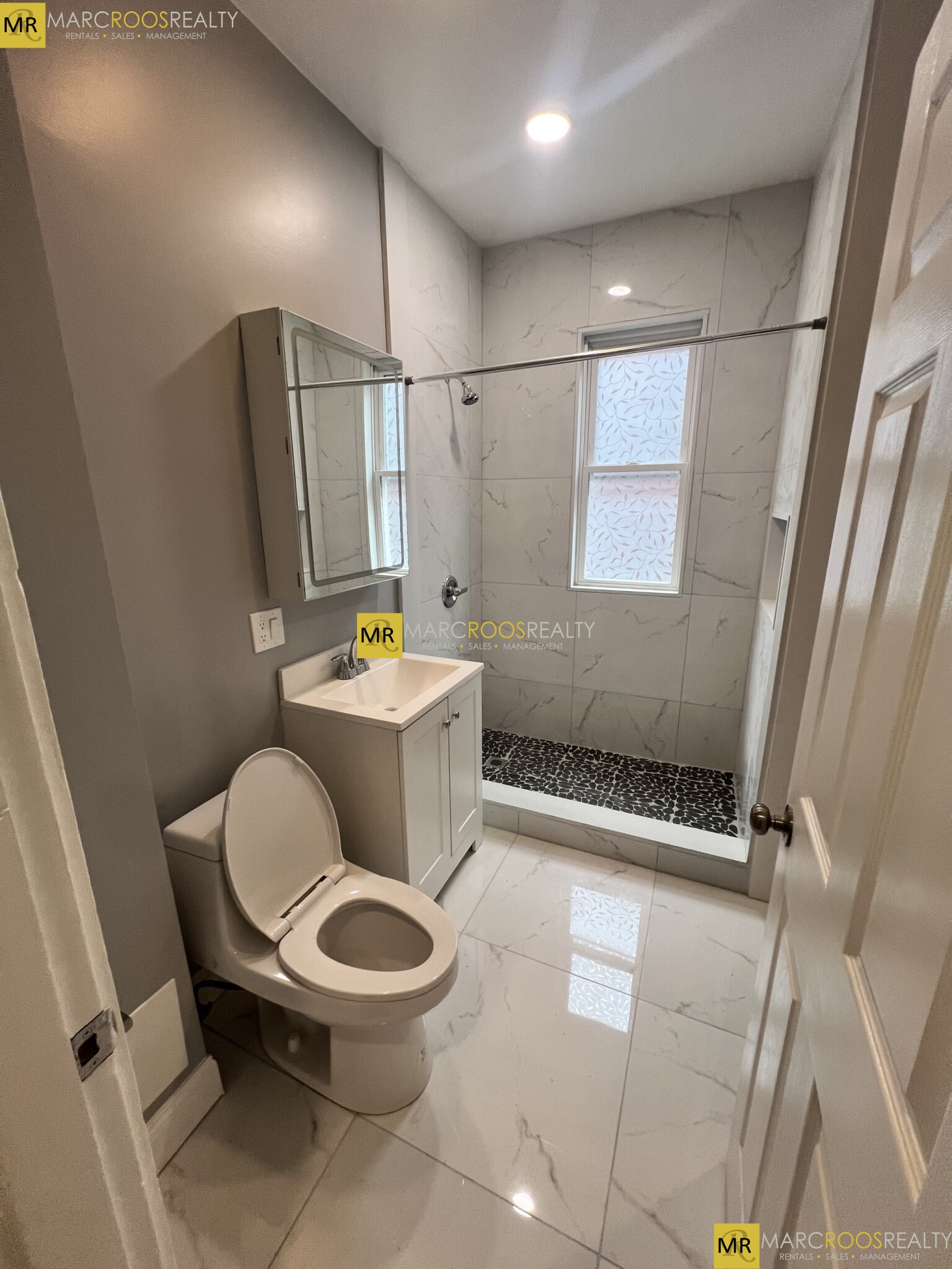 507 Green St, Riverside