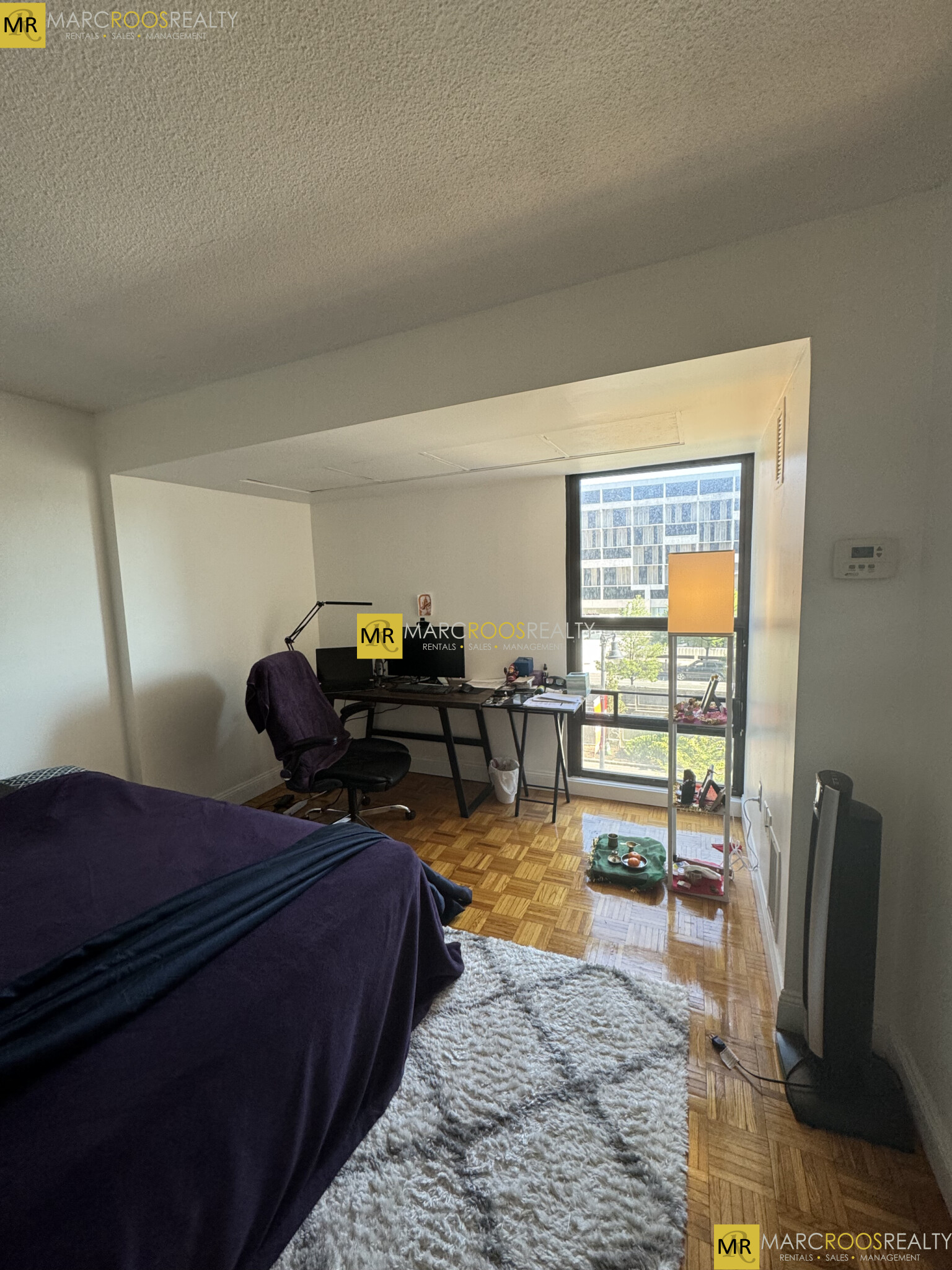 566 Commonwealth Ave, Fenway